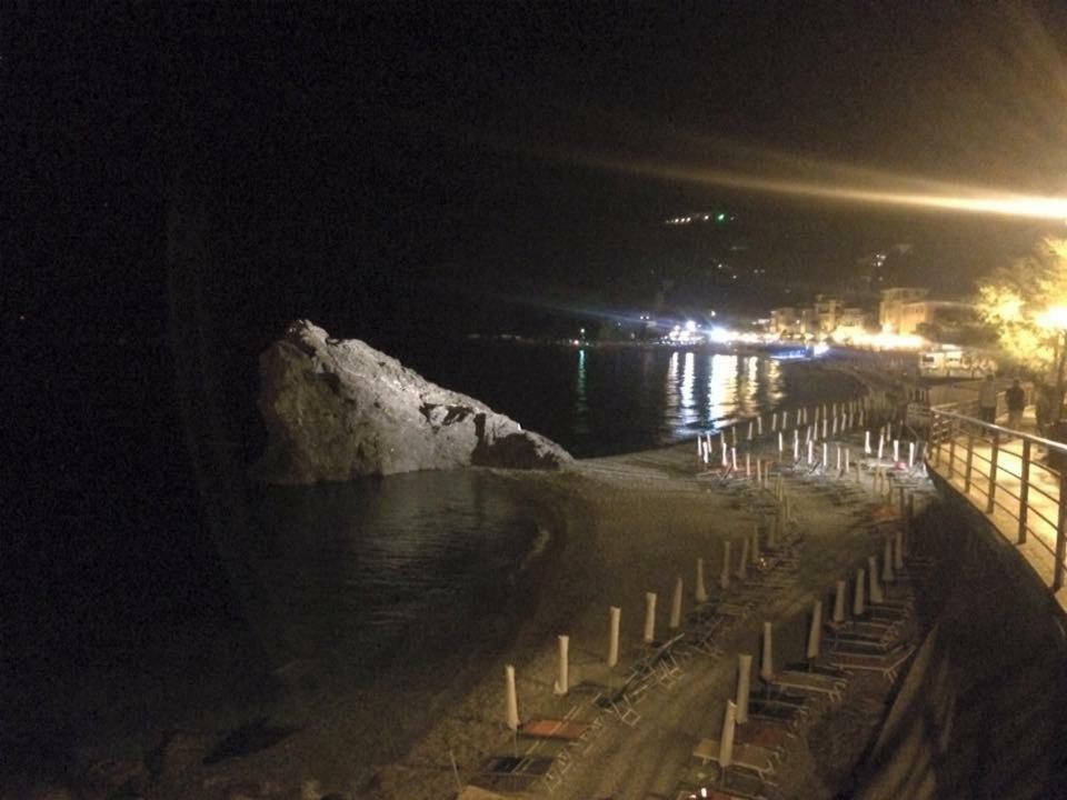 Appartamento Jolie - Vicino Alle Spiagge Con Ac Monterosso al Mare Exteriör bild